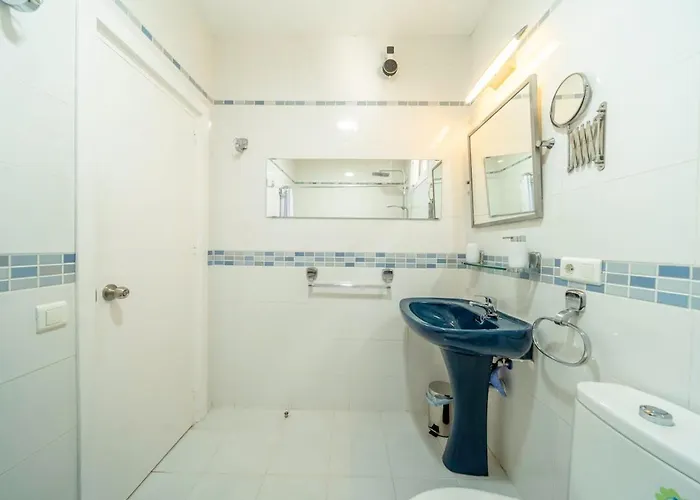 Sun-drenched, Sea-view With Giant Patio! *