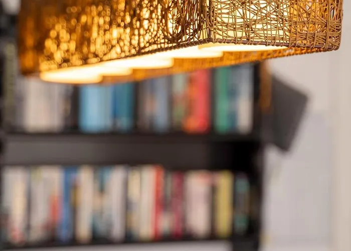 Sun-drenched, Sea-view With Giant Patio! *