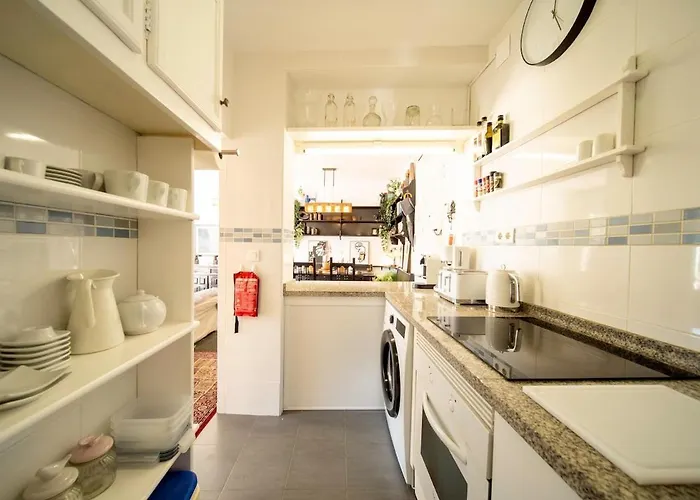 Sun-drenched, Sea-view With Giant Patio! * Fuengirola