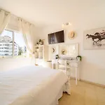 Sun-drenched, Sea-view With Giant Patio! Apartment Fuengirola