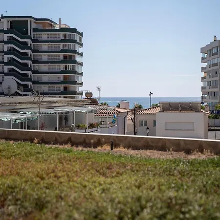 Appartement Sun-drenched, Sea-view With Giant Patio!
