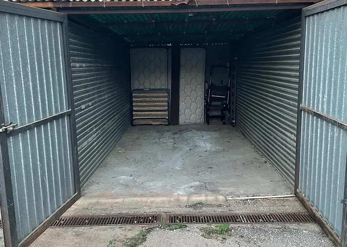 Sun-drenched, Sea-view With Giant Patio! Apartament