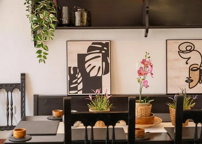 Sun-drenched, Sea-view With Giant Patio! Apartament Fuengirola