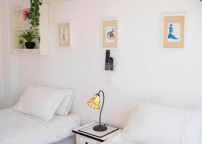 Sun-drenched, Sea-view With Giant Patio! Fuengirola