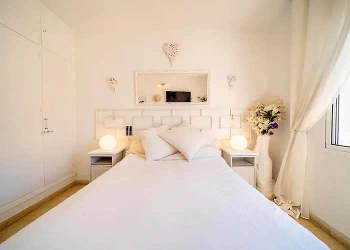 Sun-drenched, Sea-view With Giant Patio! * Fuengirola