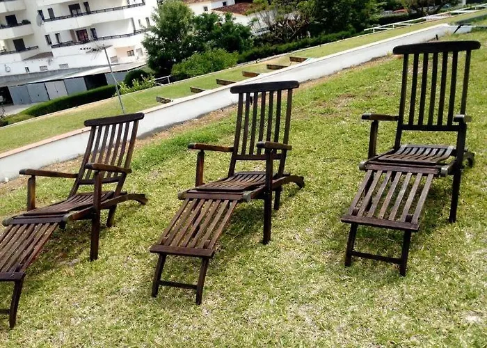 Sun-drenched, Sea-view With Giant Patio! Apartament