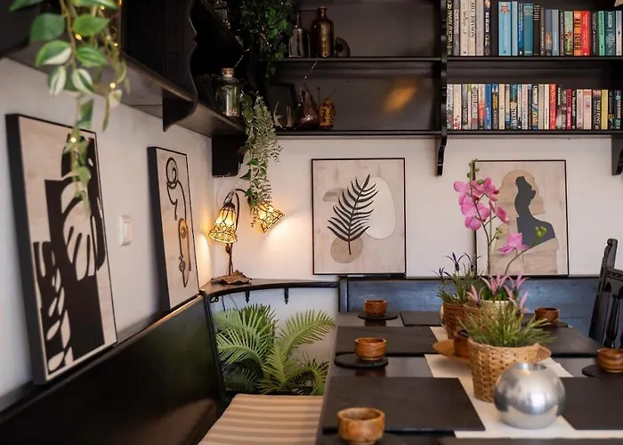 Sun-drenched, Sea-view With Giant Patio! Fuengirola