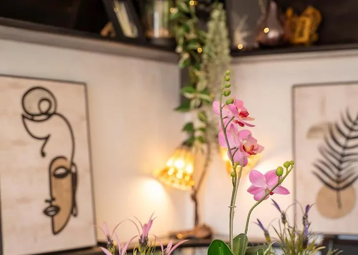 Apartament Sun-drenched, Sea-view With Giant Patio!