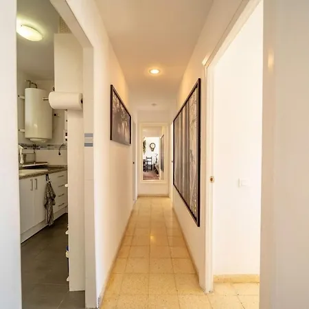 Sun-drenched, Sea-view With Giant Patio! Fuengirola