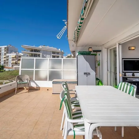 Sun-drenched, Sea-view With Giant Patio! Fuengirola
