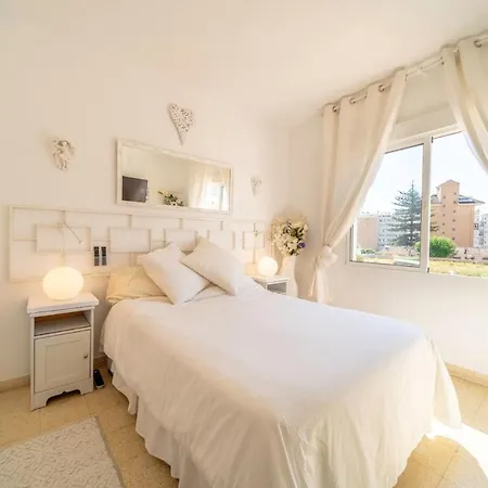 Appartement Sun-drenched, Sea-view With Giant Patio! Fuengirola