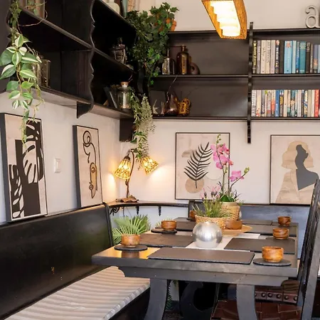 Sun-drenched, Sea-view With Giant Patio! *