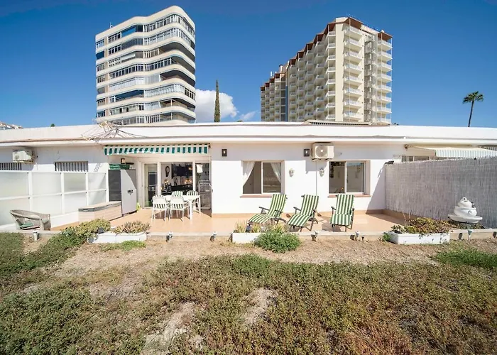 Apartment Sun-drenched, Sea-view With Giant Patio!