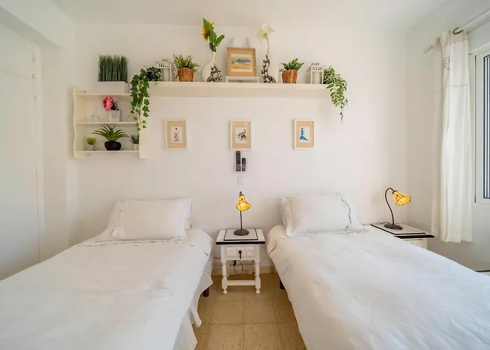 Sun-drenched, Sea-view With Giant Patio! * Fuengirola