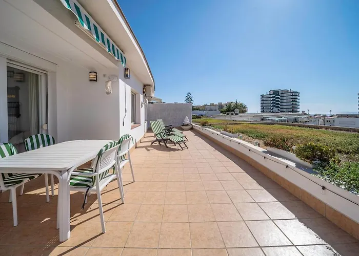 Sun-drenched, Sea-view With Giant Patio! *